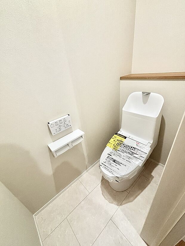 トイレは安心の2箇所!朝のバタバタも一安心です。