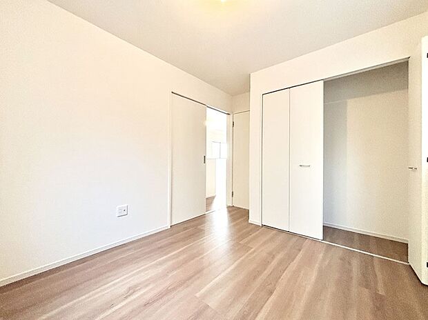 子供部屋にもおすすめな収納スペースたっぷりの居室