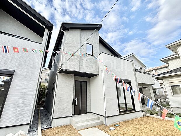 たっぷりの陽光と心地よい風が舞い込む住まい   