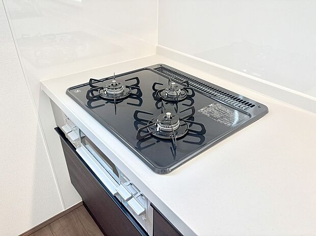 三口ガスコンロでお料理が一気にはかどりそう。  