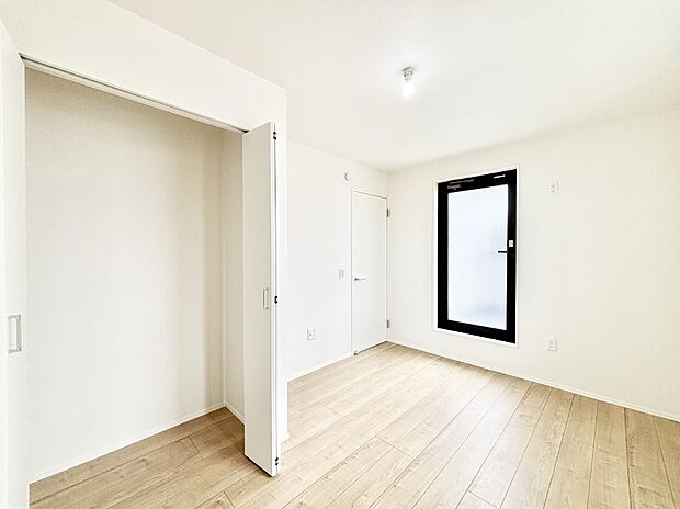 収納が充実しているので居住スペースを広々使えます