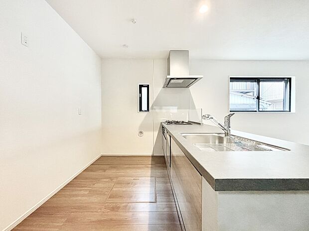 毎日使うキッチンだから、使いやすさ＆お手入れのしやすさにこだわりました。 