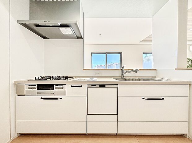 毎日使うキッチンだから、使いやすさ&お手入れのしやすさにこだわりました。