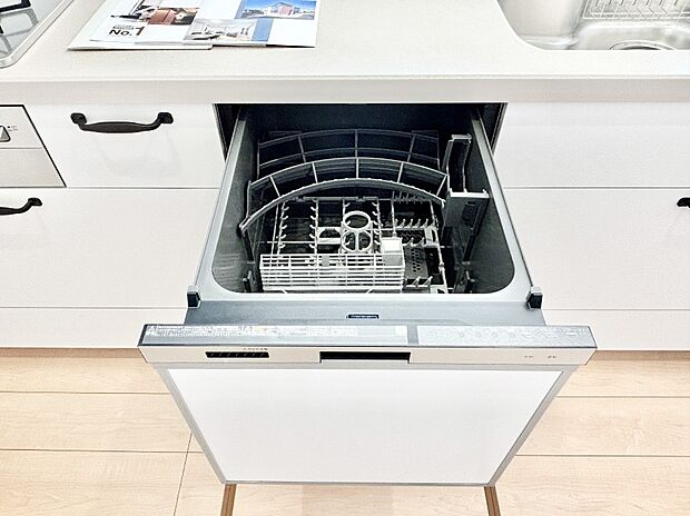 面倒なお片づけは食洗機にお任せ!家事の負担が減って、時間にも気持ちにもゆとりができます。