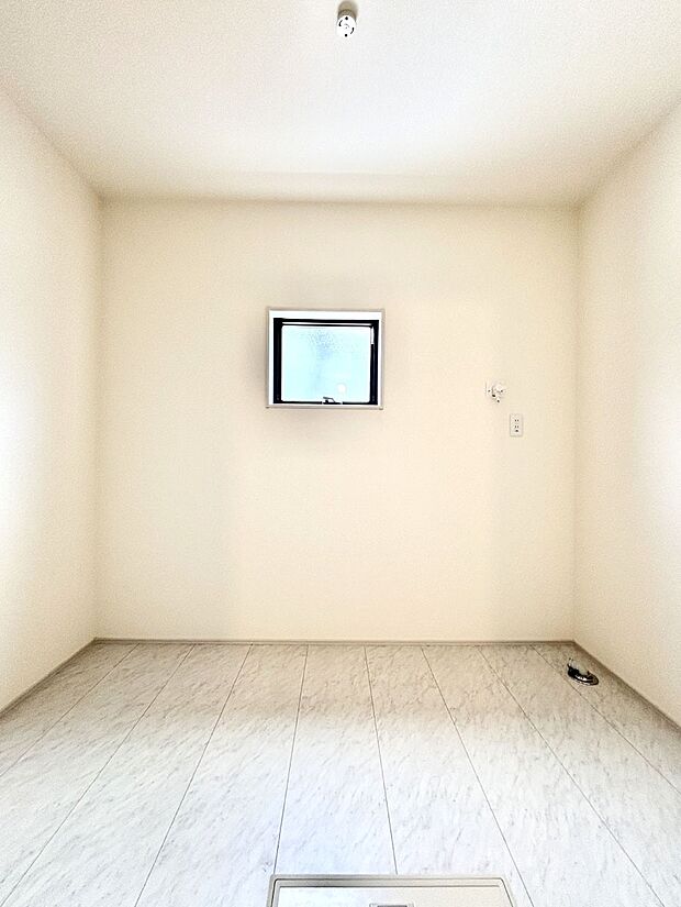 清潔感のある快適空間です。毎日の身支度も気持ち良くお使い頂けます。