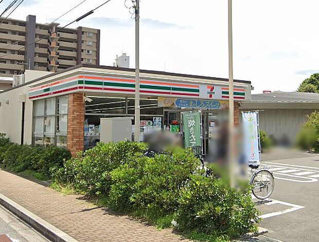 コンビニ 850m セブン-イレブン 麗澤大学前店