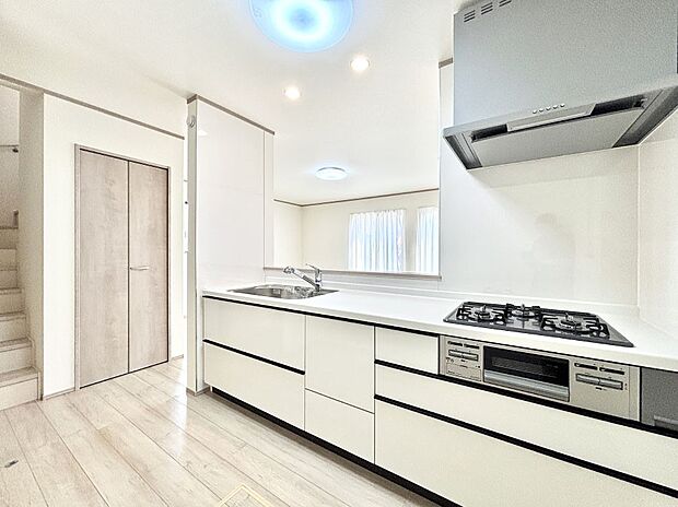 お料理を効率的に、楽しく!システムキッチン