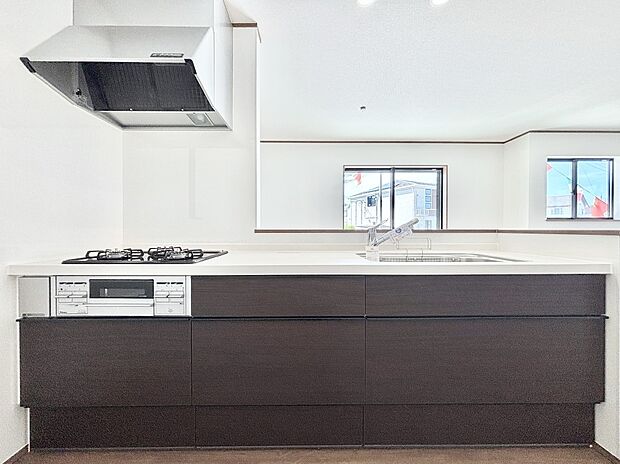 毎日使うキッチンだから、使いやすさ&お手入れのしやすさにこだわりました。