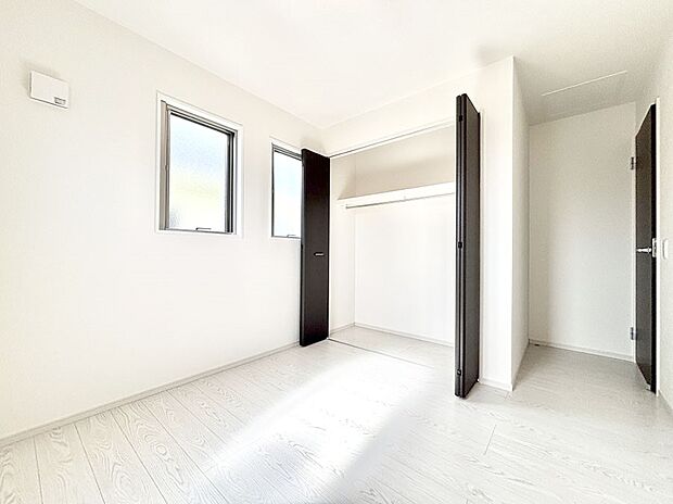 収納が充実しているので居住スペースを広々使えます