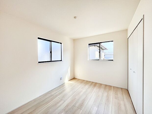 2面採光を確保した明るい空間。家族みんなが快適な暮らしを実現する設計です。