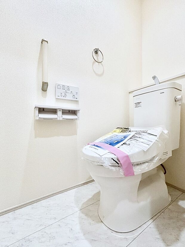 トイレは1階と2階それぞれに配置されていてとても便利です。 