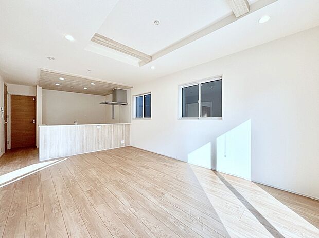 家族の笑顔が自然と生まれてくる、そんな雰囲気のダイニングに仕上がっています 