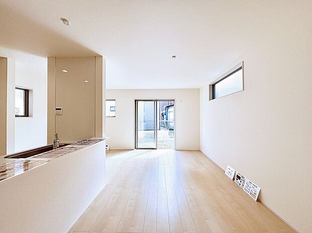 家族の笑顔が自然と生まれてくる、そんな雰囲気のダイニングに仕上がっています 