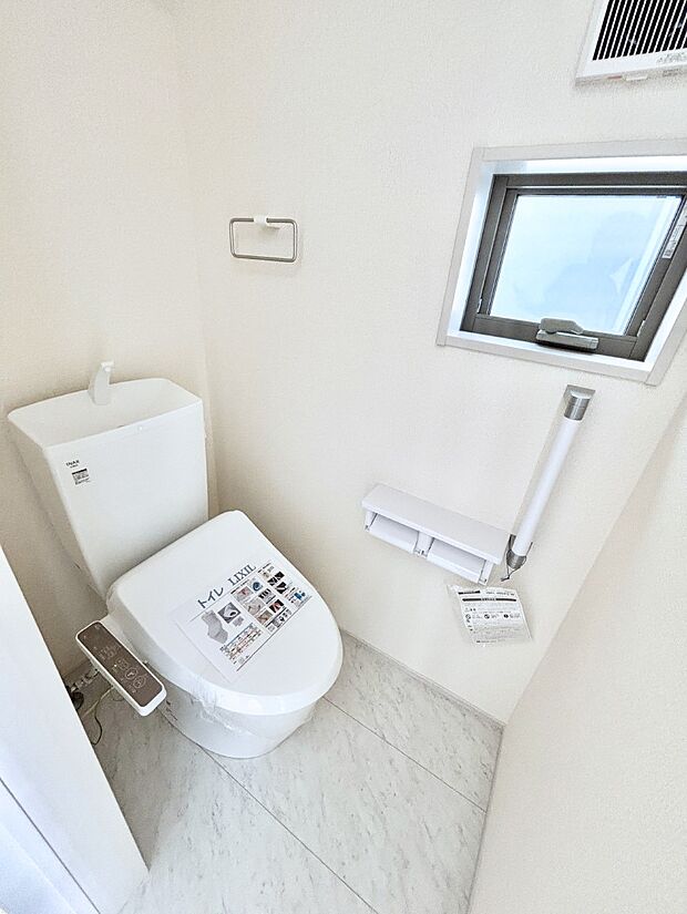 トイレは1階と2階それぞれに配置されていてとても便利です。 