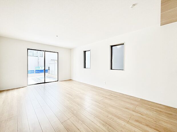 どこにいても家族のつながりを感じられるコミュニケーションリビング。 