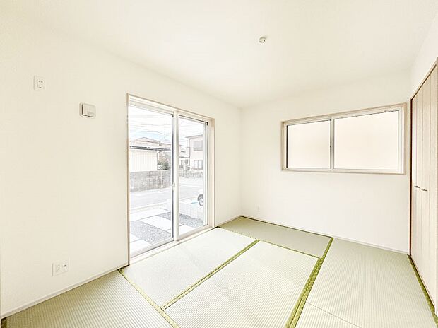 柔らかい畳の空間は、お子様の遊び場や来客時のおもてなしの場所として重宝します。 