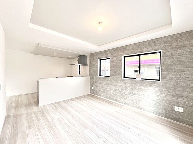 住む方の個性が引き出される、インテリアを考えるのが楽しみなリビングです！ 