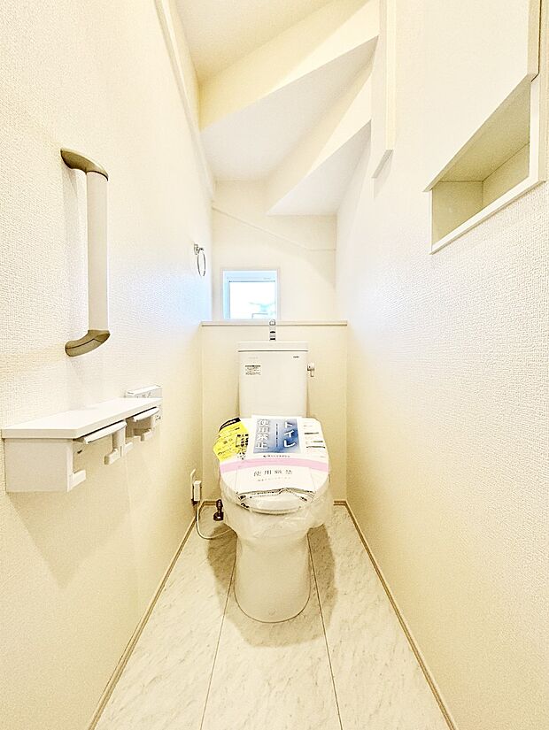 トイレは温水洗浄機能付き