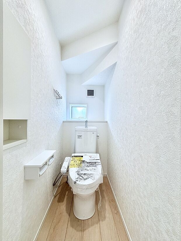 トイレは1階と2階それぞれに配置されていてとても便利です。 