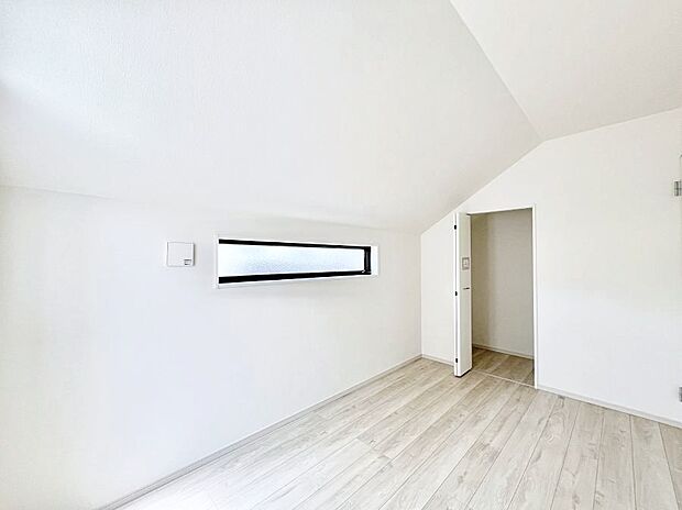 収納が充実しているので、居住スペースを広く使えます。 