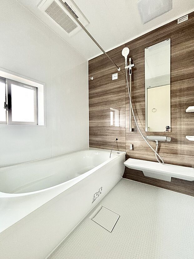 一日の疲れを癒やす大切なバスタイム。ゆっくりとお風呂を楽しんで疲れをとりたいですね！  