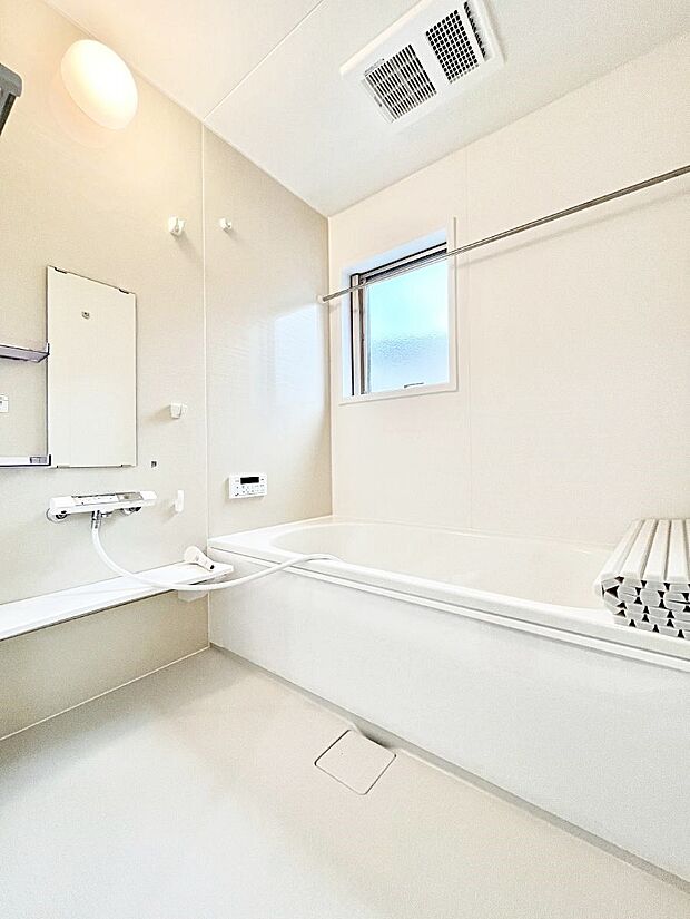 一日の疲れを癒やす大切なバスタイム。ゆっくりとお風呂を楽しんで疲れをとりたいですね！  