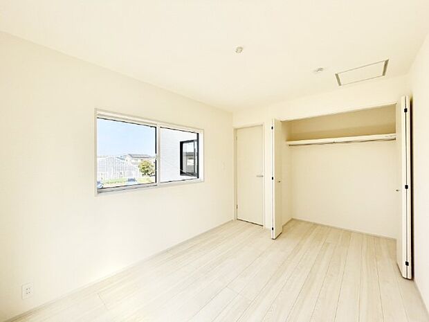 収納が充実しているので居住スペースを広々使えます