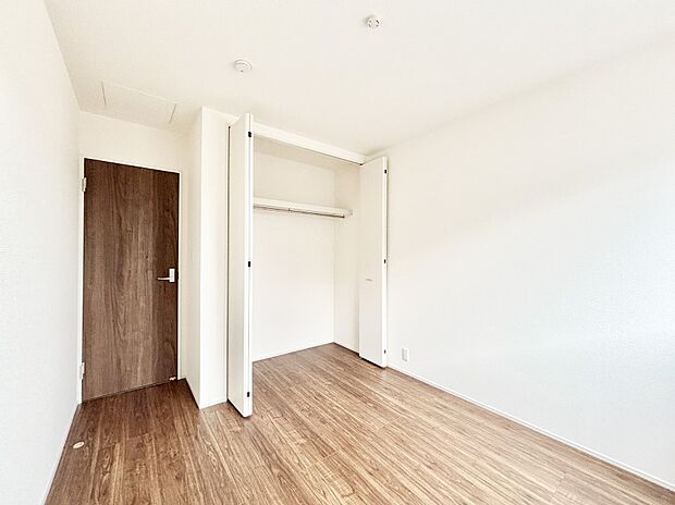 収納が充実しているので居住スペースを広々使えます