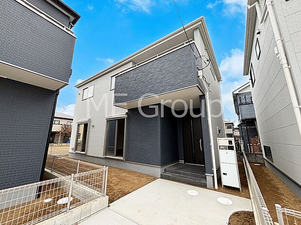 溢れる陽光でご家族の笑顔も輝く