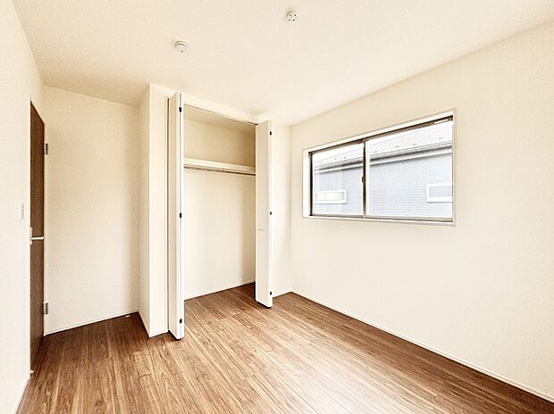 爽やかな日差しがお部屋全体を優しく包み込んでくれます