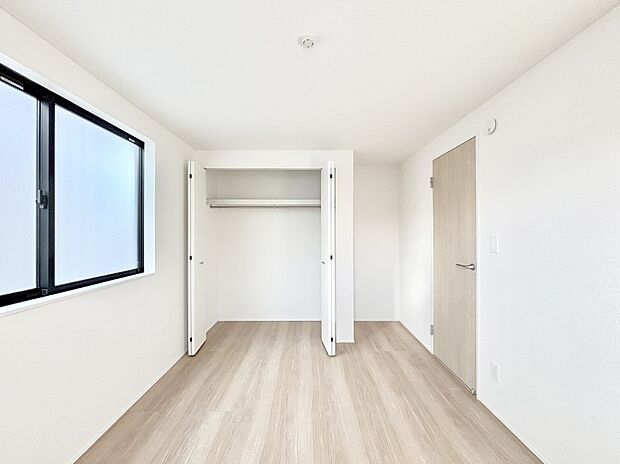 ナチュラルなフローリングはどんなインテリアにもマッチ。  