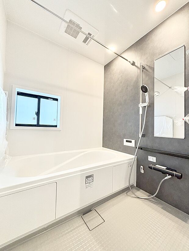 一日の疲れを癒やす大切なバスタイム。ゆっくりとお風呂を楽しんで疲れをとりたいですね！  