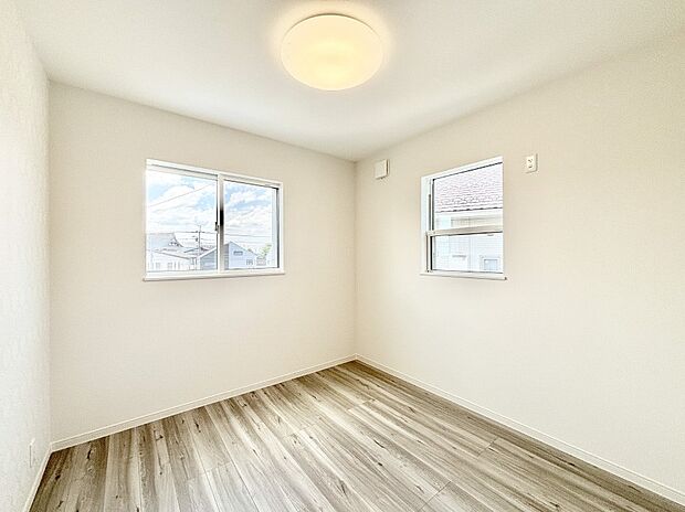 2面採光を確保した明るい空間。家族みんなが快適な暮らしを実現する設計です。