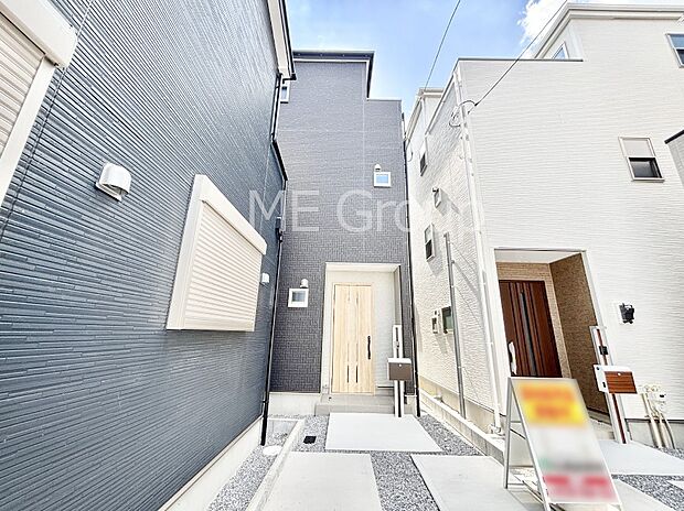 たっぷりの陽光と心地よい風が舞い込む住まい