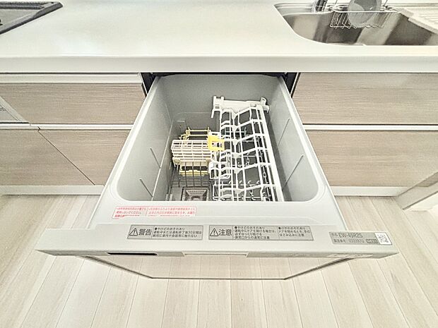 面倒なお片づけは食洗機にお任せ！家事の負担が減って、時間にも気持ちにもゆとりができます。