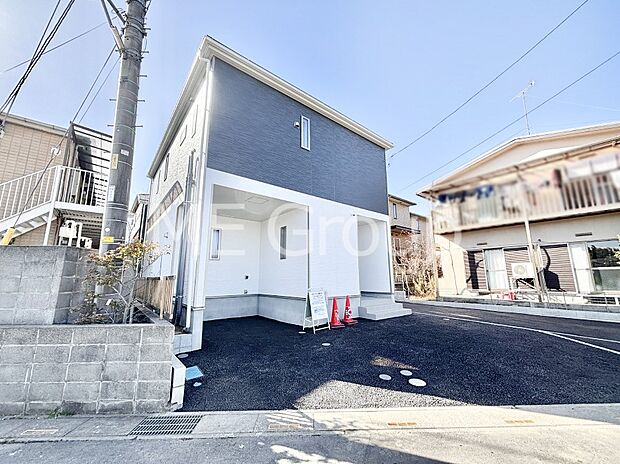 溢れる陽光でご家族の笑顔も輝く