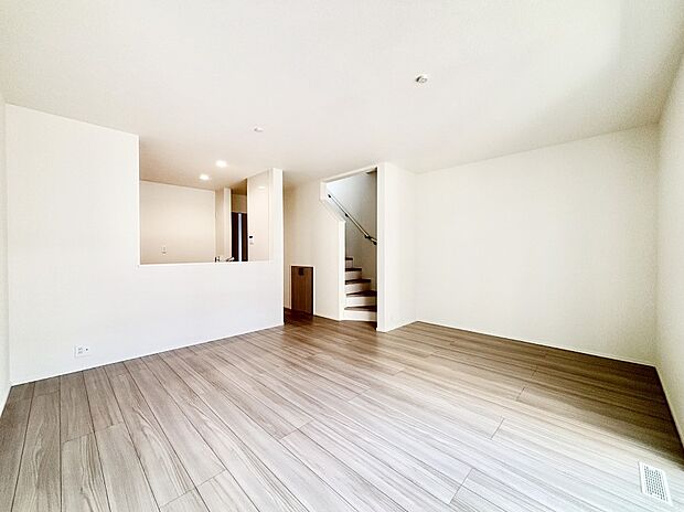 どこにいても家族のつながりを感じられるコミュニケーションリビング。 