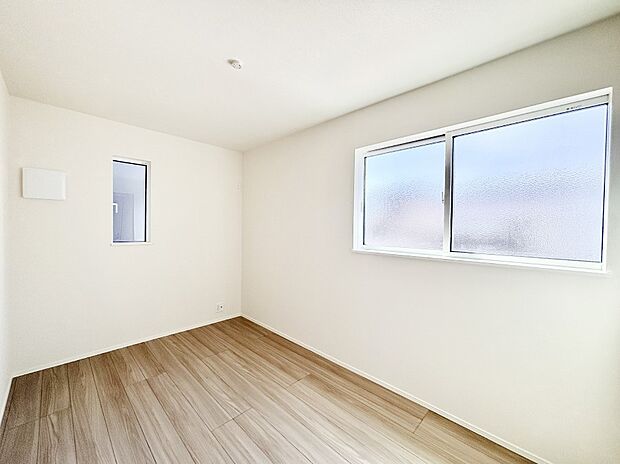 2面採光なので、明るく風通しも良く心地良い生活が送れます。