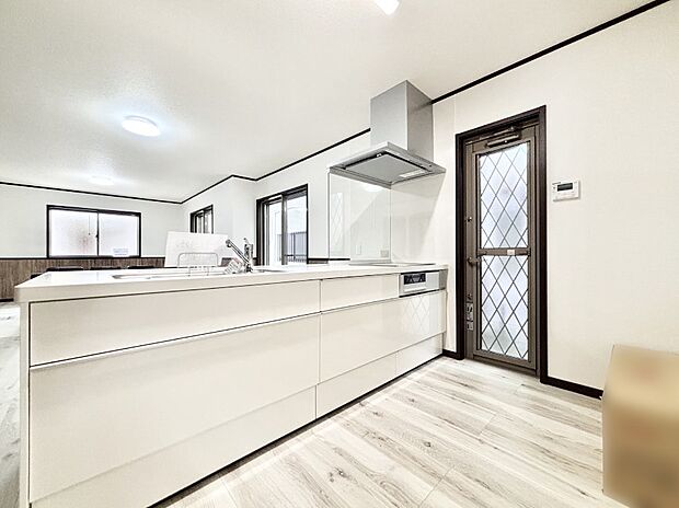 毎日使うキッチンだから、使いやすさ&お手入れのしやすさにこだわりました。