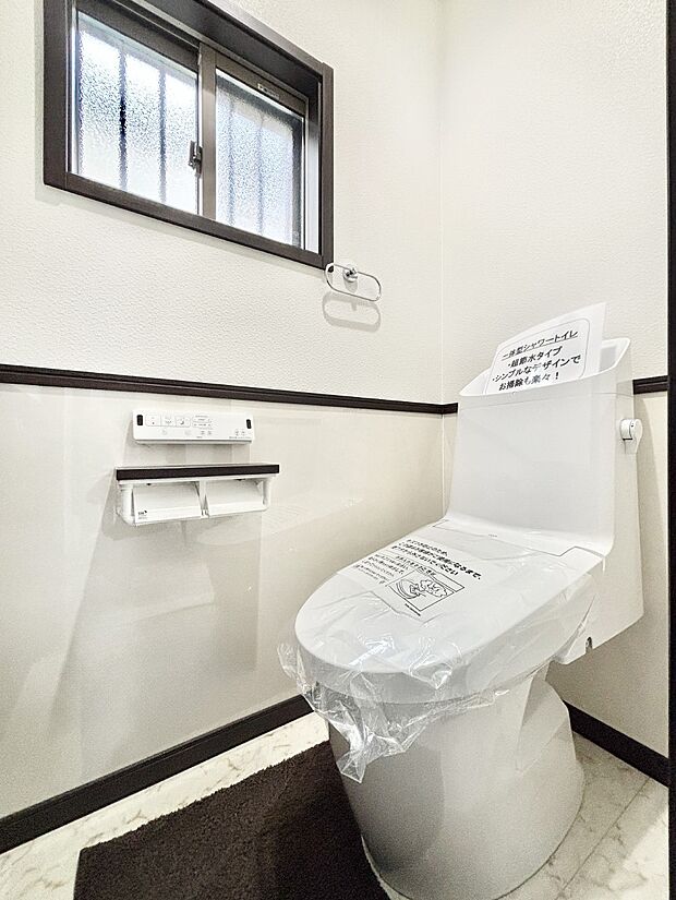 トイレは1階と2階それぞれに配置されていてとても便利です。