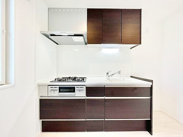 毎日使うキッチンだから、使いやすさ＆お手入れのしやすさにこだわりました。  