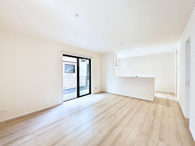 どこにいても家族のつながりを感じられるコミュニケーションリビング。