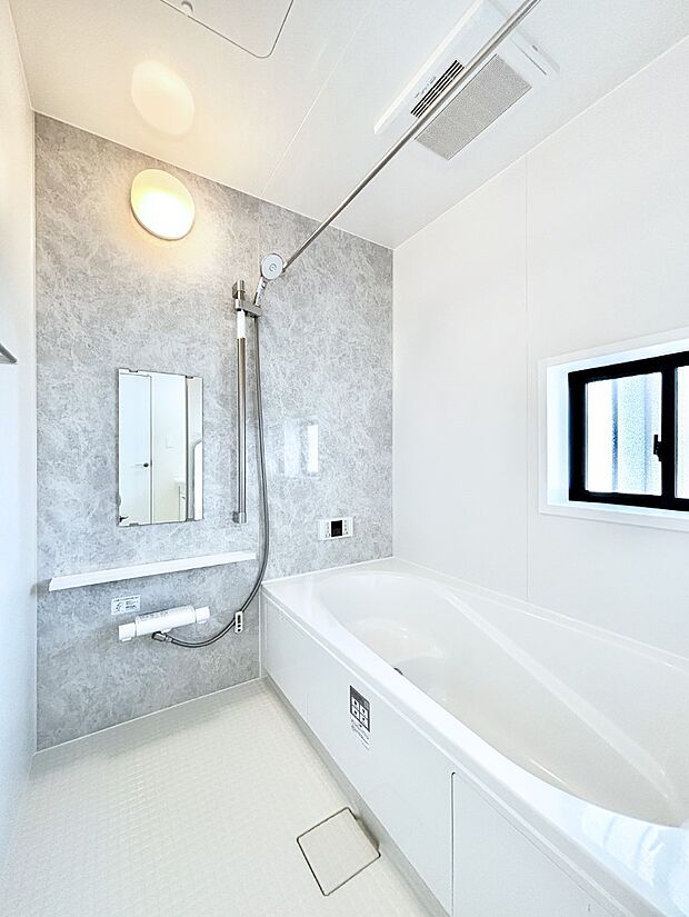 一日の疲れを癒やす大切なバスタイム。ゆっくりとお風呂を楽しんで疲れをとりたいですね!