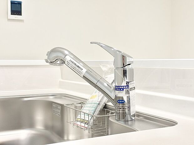 いつでも清潔なおいしいお水を。一つの水栓で水道水と浄水を使い分け。