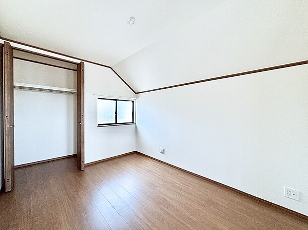 収納が充実しているので、居住スペースを広く使えます。 