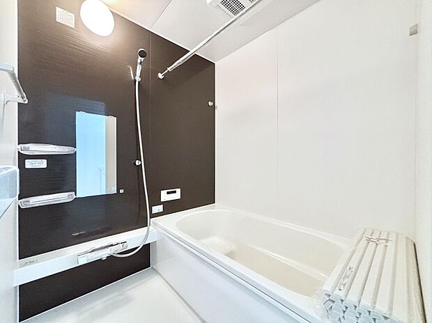 一日の疲れを癒やす大切なバスタイム。ゆっくりとお風呂を楽しんで疲れをとりたいですね!