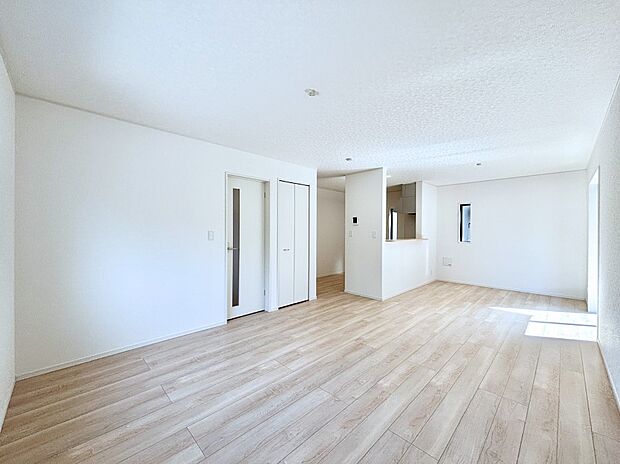 住む方の個性が引き出される、インテリアを考えるのが楽しみなリビングです！ 