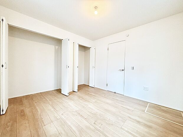 子供部屋にもおすすめな収納スペースたっぷりの居室