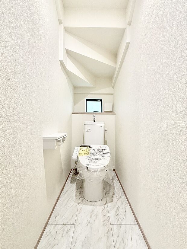 トイレは安心の2箇所!朝のバタバタも一安心です。