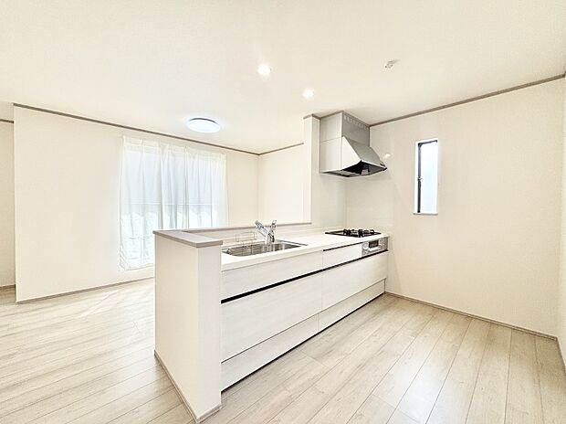 毎日使うキッチンだから、使いやすさ＆お手入れのしやすさにこだわりました。 